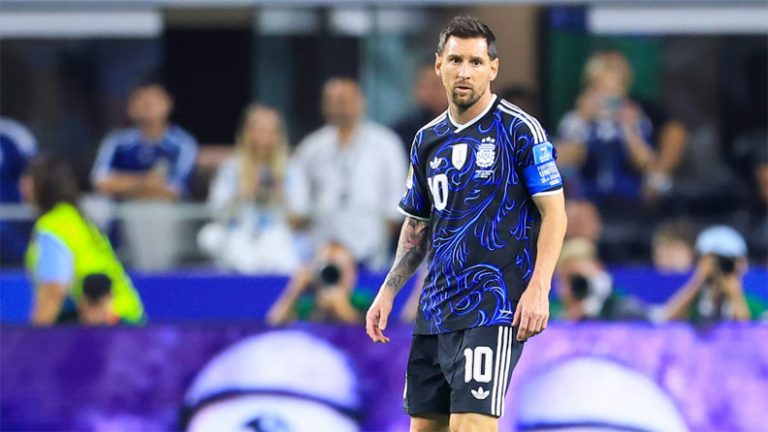 Argentina pidió a FIFA enfrentar a Inglaterra de azul, mismo color que usó en el ‘Juego del Siglo’