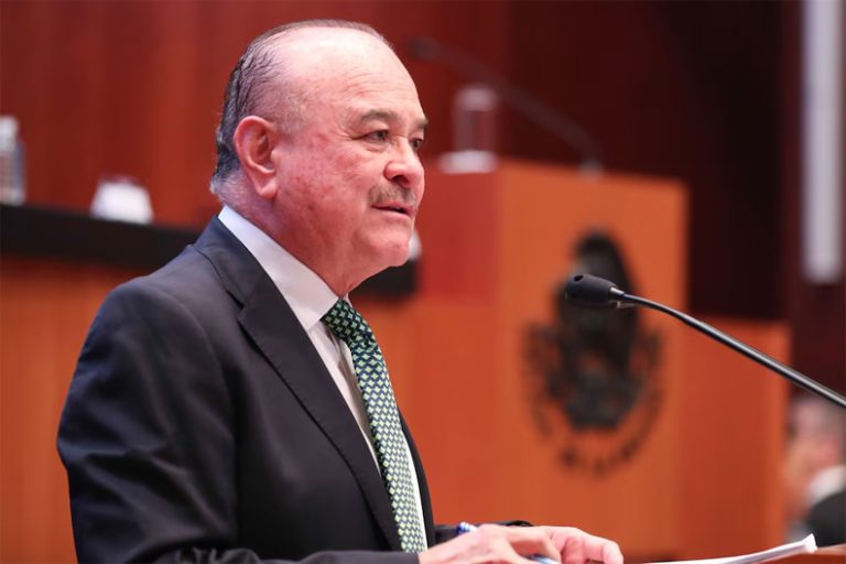 Detienen a Ernesto Ruffo, exgobernador de Baja California, por delincuencia organizada y contrabando