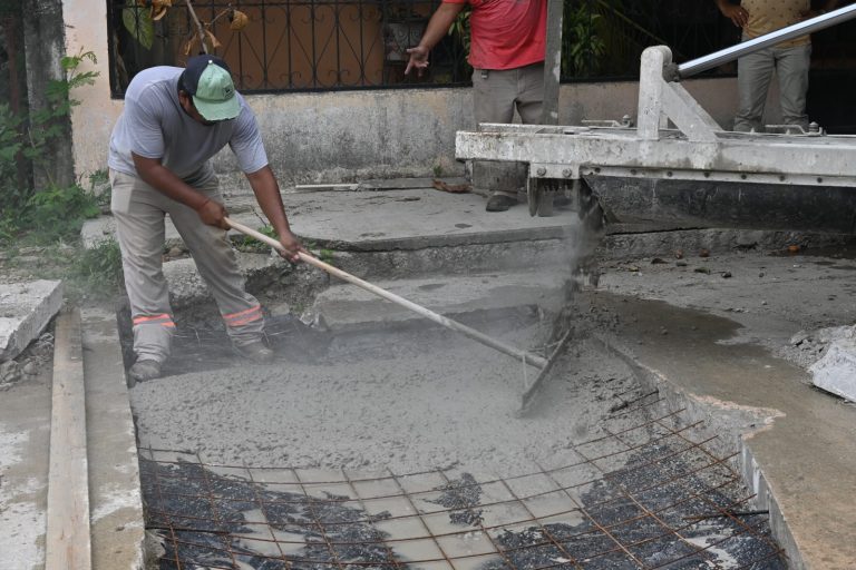 Instruye Patty Chío avance de bacheo en calle Magiscatzin