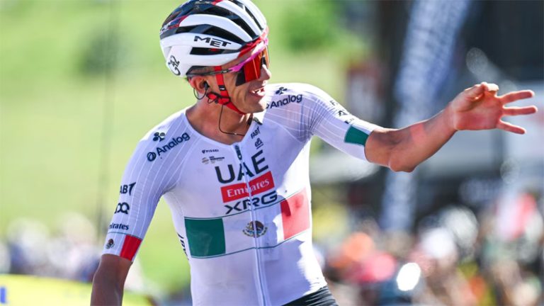 Isaac del Toro ya es 3° del Tour de France tras subir al podio en la Etapa 15