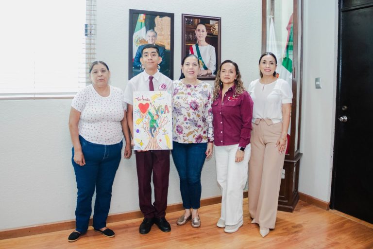 Reconoce Patty Chío talento de joven mantense
