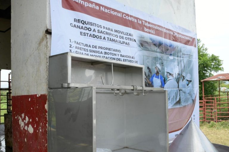 Entrega Gobierno de Tamaulipas equipo para la operación del rastro municipal de Ocampo