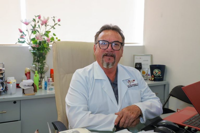 “Si tú no puedes, nosotros vamos”, llevan prevención del cáncer de mama a los centros laborales