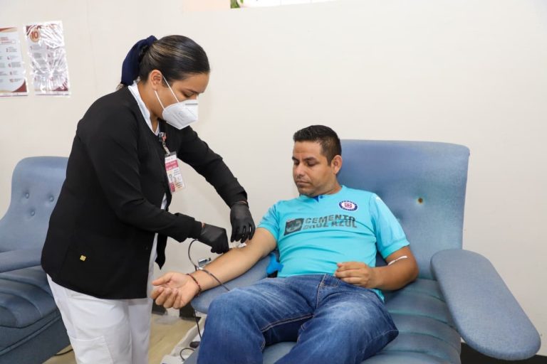 Refuerza SST campaña de difusión sobre mitos y realidades de donación altruista de sangre