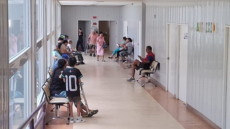 Fortalece CRI del DIF El Mante atención a pacientes en sus terapias